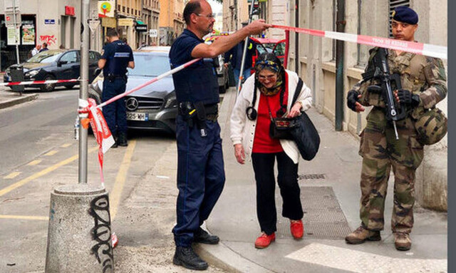 Σοκάρουν οι μαρτυρίες στην Λυών: Αναζητείται ως ύποπτος νεαρός ποδηλάτης