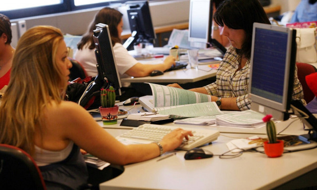 Φορολογικές δηλώσεις 2019: Χρεωστικό ένα στα τρία εκκαθαριστικά της Εφορίας