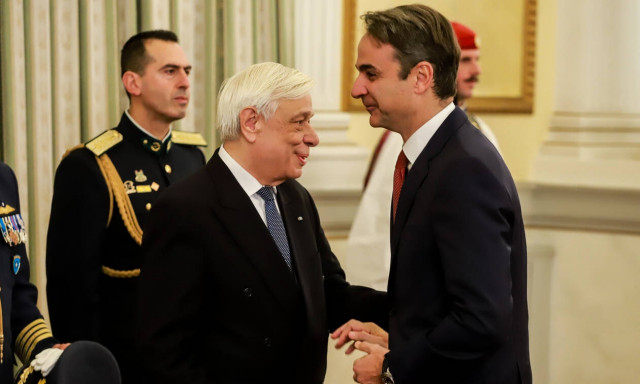 Τηλεφώνημα Μητσοτάκη σε Παυλόπουλο