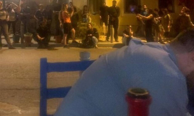 Πετράλωνα: Ένταση σε ταβέρνα όπου έτρωγε ο Μπακογιάννης