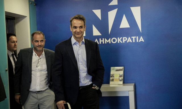 Bloomberg: Ερμηνεύει τις αγορές και προβλέπει νίκη Μητσοτάκη 