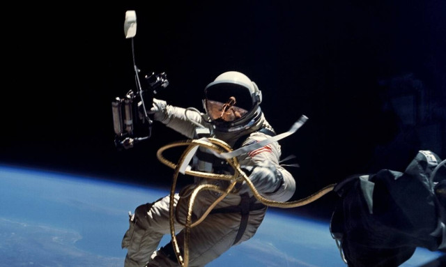 Greek scientist builds device that can make oxygen in space or even reduce CO2 on Earth