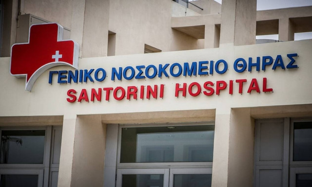 Συγκλονίζει η μητέρα της 14χρονης στη Σαντορίνη: «Την άφησαν μόνη και συνέχισαν το πάρτι»