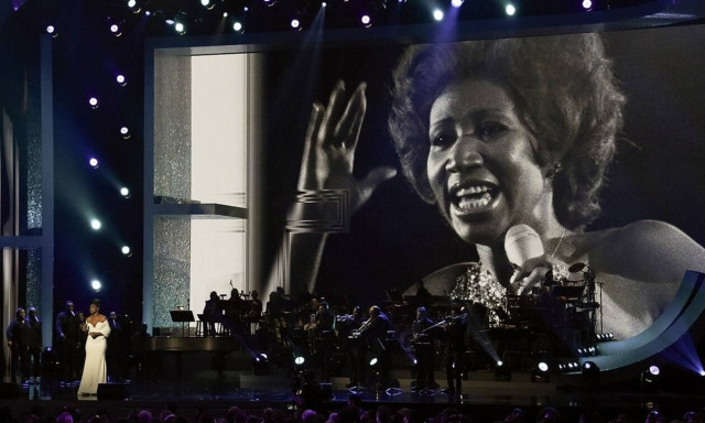 Αρίθα Φράνκλιν: Αφιέρωμα - έκπληξη στην βασίλισσα της soul από την Τζένιφερ Χάντσον