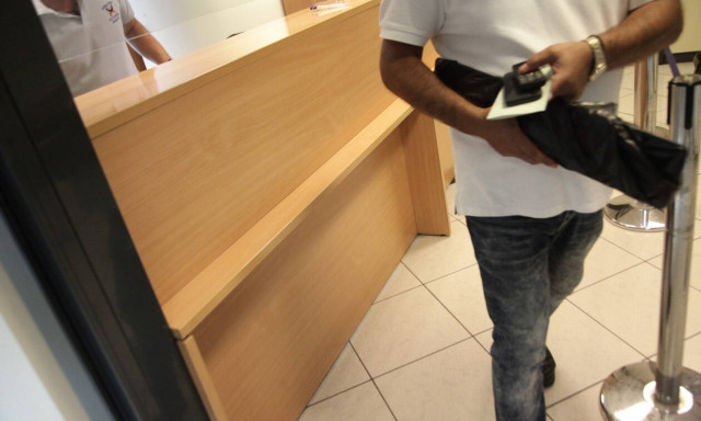 Εκλογές 2019: Επιστρέφονται πινακίδες και άδειες οδήγησης