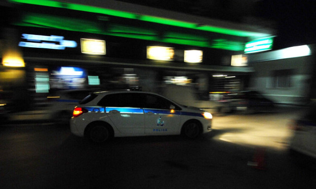 Πάτρα: Πανικός στο κέντρο της πόλης με ακυβέρνητο λεωφορείο (pics)