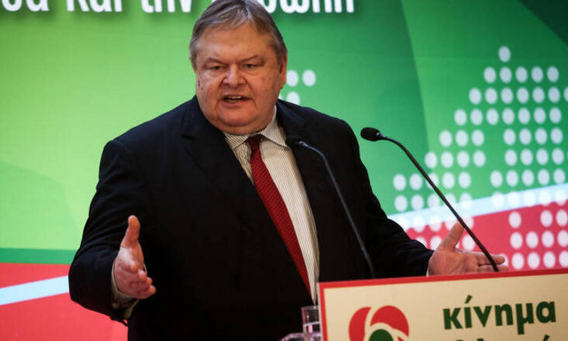 Βενιζέλος κατά Γεννηματά: Επιχορηγεί τη ΝΔ και καταστρέφει τον ιστορικό ρόλο της παράταξης