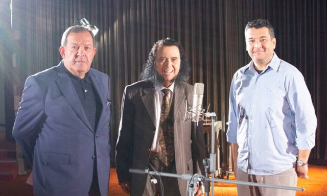 «Όλα για μένα είσαι εσύ»: Νέος δίσκος από τον Σταμάτη Κόκοτα μετά από 35 χρόνια