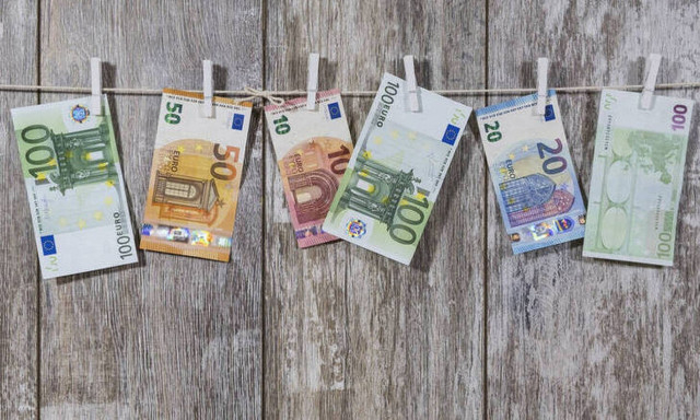 Νέος ποινικός κώδικας: «Παράδεισος» η Ελλάδα για ξέπλυμα μαύρου χρήματος