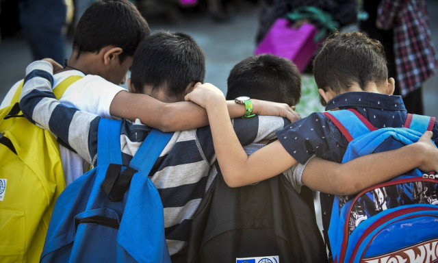 Σάλος στην Κρήτη: Μαθητές δημοτικού πήγαν σε εκδρομή με... κρασί και τσίπουρα