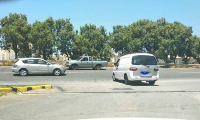 Ρέθυμνο: Οδηγός επιχειρεί επικίνδυνη αναστροφή σε βενζινάδικο