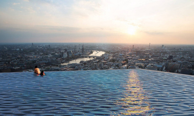 Γιατί αυτή η πισίνα έχει προκαλέσει χαμό στα social media;