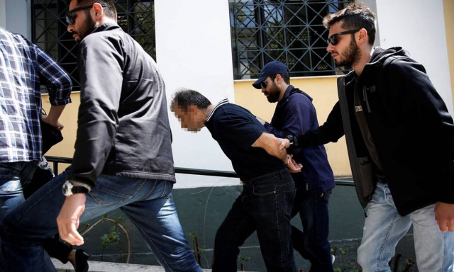 Δολοφονία 6χρονης Στέλλας: Συγκλονίζει η μητέρα - «Το παιδί μου δεν ήταν για τα σκουπίδια» (vid)