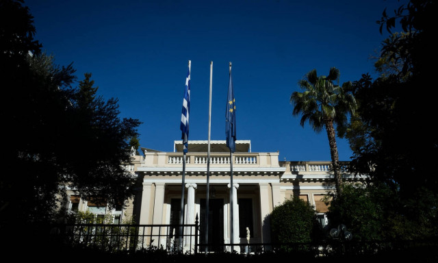 Πρόωρες εκλογές: Γιατί δεν θα έχουμε υπηρεσιακή κυβέρνηση - Τι προβλέπει το Σύνταγμα