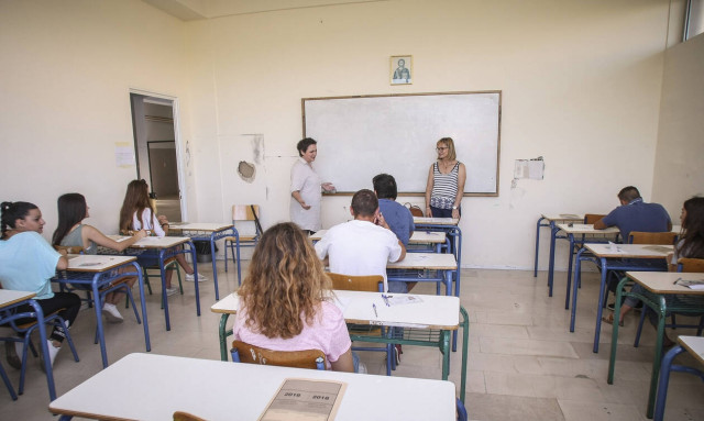 Πανελλήνιες 2019: Τα θέματα σε Αρχαία Ελληνικά και Μαθηματικά (κατεύθυνσης)