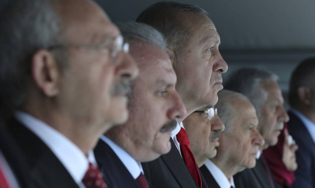 Τουρκία: Μετά την κυπριακή ΑΟΖ ετοιμάζεται για Καστελόριζο και Αιγαίο