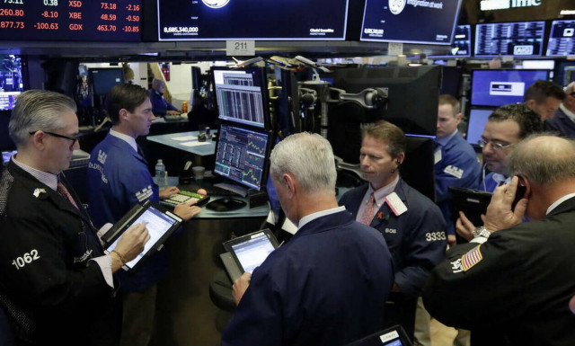 Τέλος το ανοδικό σερί στη Wall Street - Μικρές μεταβολές στο πετρέλαιο