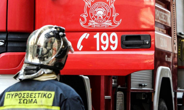 Συναγερμός στην Αργολίδα: Αυτοκίνητο έπεσε σε χαράδρα 30 μέτρων 