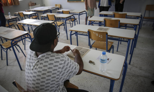 Φυσική Πανελλήνιες 2019: Τα θέματα και οι απαντήσεις στο Newsbomb.gr