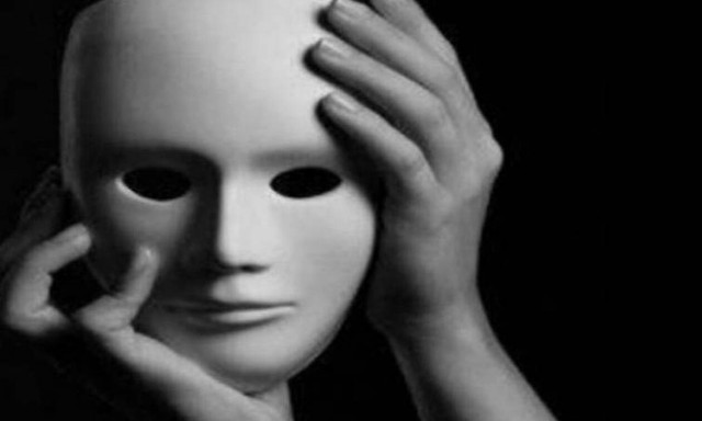 ΣΟΚ: Πέθανε πασίγνωστη ηθοποιός (pics)