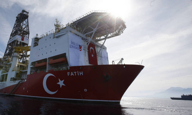 Συναγερμός στην κυπριακή ΑΟΖ: Έτοιμος να ξεκινήσει γεωτρήσεις ο «Πορθητής»