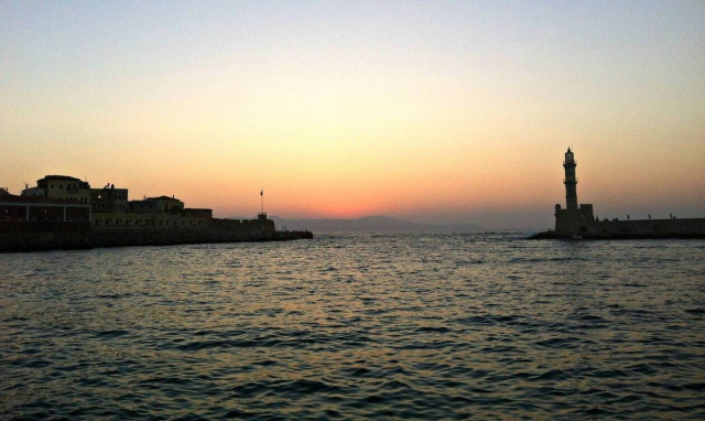 Χανιά: Έφαγαν δύο σκεπαστές και ένα σουβλάκι - Ο λογαριασμός τους ΣΟΚΑΡΕ