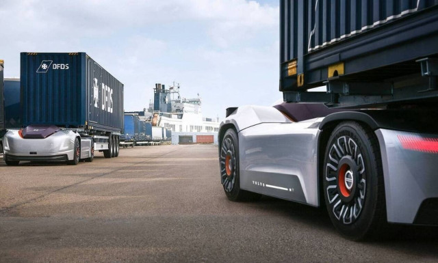 Ο αυτόνομος τράκτορας Vera της Volvo πιάνει δουλειά σε λιμάνι (vid)