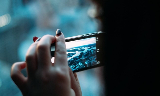 Αδιανόητο: Σκότωσε την κολλητή της για 9 εκατομμύρια δολάρια και το βιντεοσκόπησε (pics)