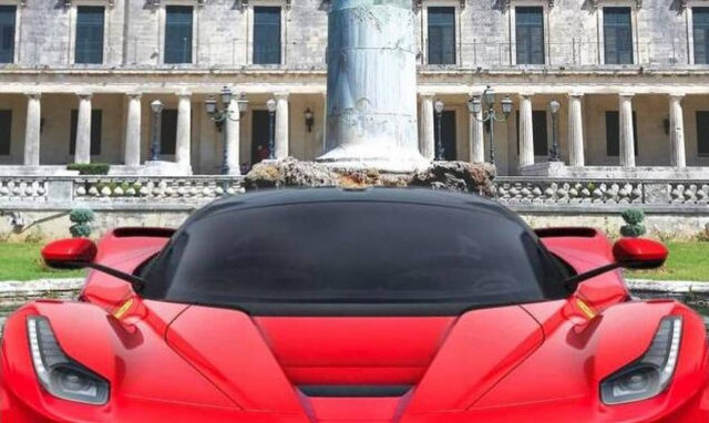 Κέρκυρα: Δεκάδες πολυτελείς Ferrari «πλημμύρισαν» το νησί των Φαιάκων (pics&vid)