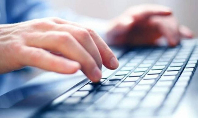 ΣΟΚ: «Έπαιρνα χαρτζιλίκι για να βγάζω γυμνές φωτογραφίες της 5χρονης αδερφής μου»