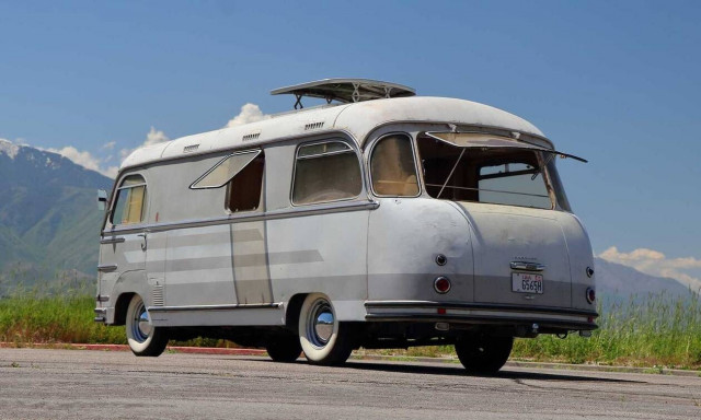 Έτσι ήταν τα αυτοκινούμενα πριν από 65 χρόνια