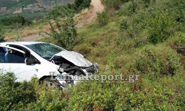 Νέο θανατηφόρο τροχαίο στην Αταλάντη: Νεκρός ο οδηγός αυτοκινήτου που έπεσε σε γκρεμό (pics)