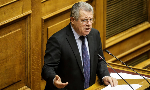 Βλάχος: Στον αέρα οι προσλήψεις – Πρόκειται για εξαγγελίες