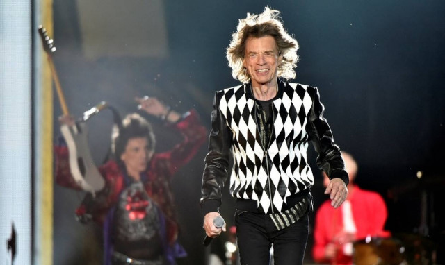 Μικ Τζάγκερ: Επέστρεψε στη σκηνή - Μετά την εγχείρηση καρδιάς έπιασε… το τραγούδι και τον χορό