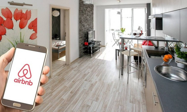 Έρχεται η «πτώση» του Airbnb στην Αττική 
