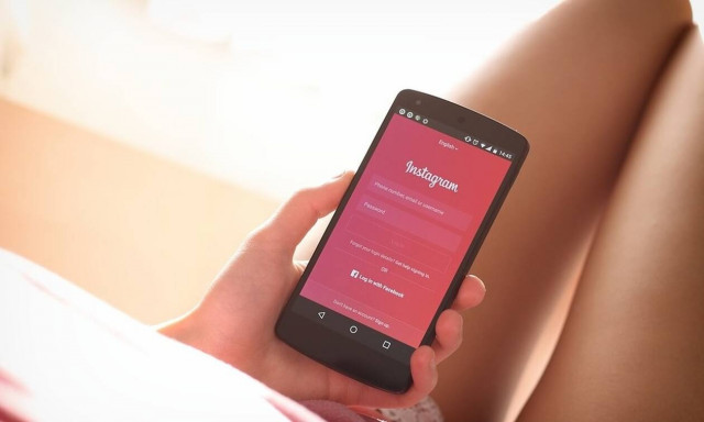 Economist: Αυτό είναι το αγαπημένο ελληνικό νησί του Instagram (pics)