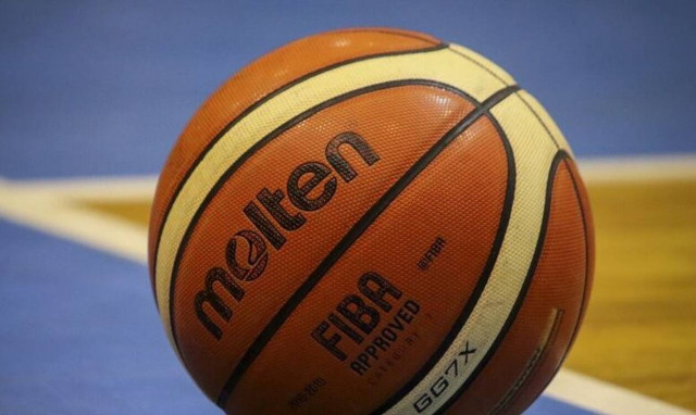 Ανείπωτη τραγωδία στα Λεχαινά: 19χρονος πέθανε ενώ έπαιζε μπάσκετ