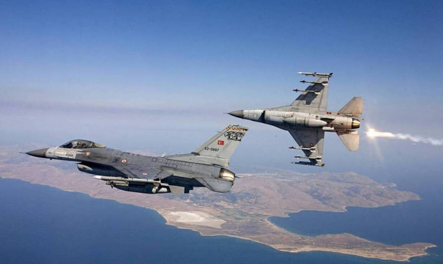 Νέες τουρκικές παραβιάσεις στο Αιγαίο