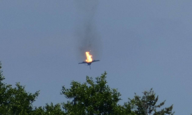 Καρέ καρέ η διάσωση του πιλότου του Εurofighter 