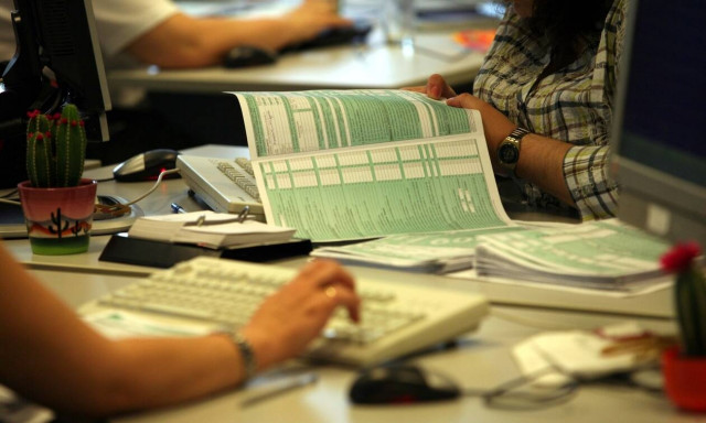 Φορολογικές δηλώσεις 2019: Προσοχή! Έρχονται «τσουχτερά» πρόστιμα – Τι πρέπει να προσέξετε