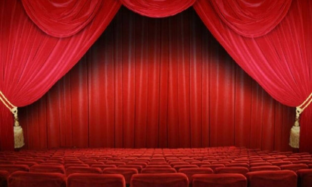ΟΑΕΔ: 200.000 voucher για δωρεάν θέατρα σε εργαζομένους και ανέργους