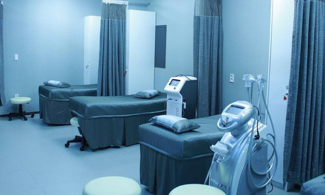 Σοκ στη Ρόδο: Μία «μπουκιά» τον έστειλε στον άλλο κόσμο