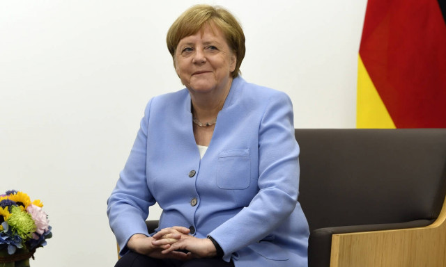 Η Μέρκελ απαντά για το τρέμουλο που έχει ανησυχήσει την Ευρώπη - Τα σενάρια για την υγεία της