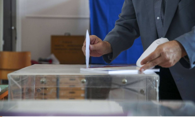 Νέα δημοσκόπηση: Δείτε τη διαφορά ΣΥΡΙΖΑ - ΝΔ 