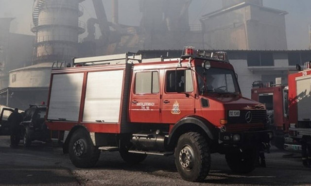 Φωτιά σε βιοτεχνία στον Μαραθώνα