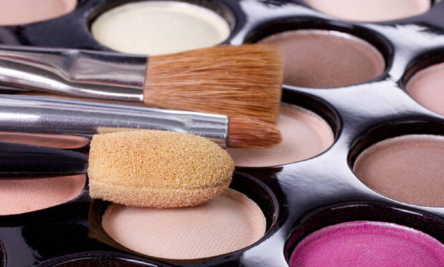 ΕΟΦ: Νέα απαγόρευση καλλυντικών - Δείτε όλη τη λίστα