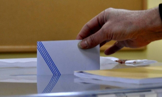 Εκλογές με ντέρμπι