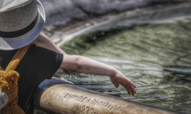 «Καμίνι» η Ελλάδα - Πότε και πού θα «χτυπήσει» ο καύσωνας - Δείτε τον χάρτη