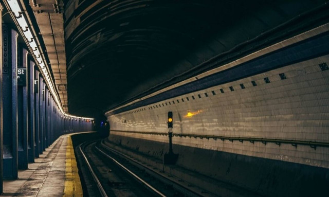 Εικόνες σοκ - Αυστραλία: Κάμερες κατέγραψαν παιδιά να πέφτουν στο κενό μεταξύ συρμού και αποβάθρας