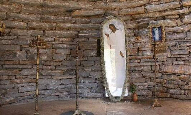 Υάκινθος, ο Κρητικός Άγιος του Έρωτα και του Ψηλορείτη!